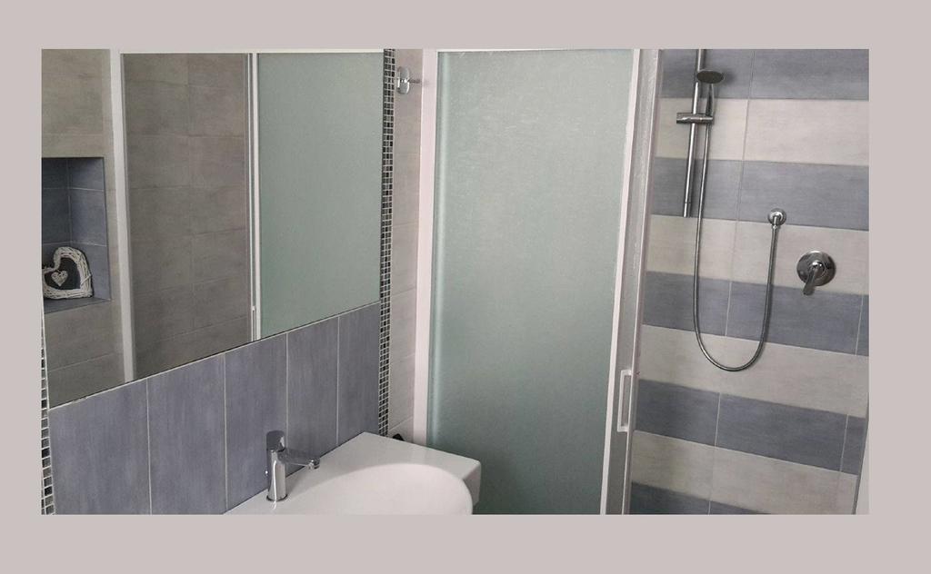 Hotel Arno Misano Adriatico Esterno foto