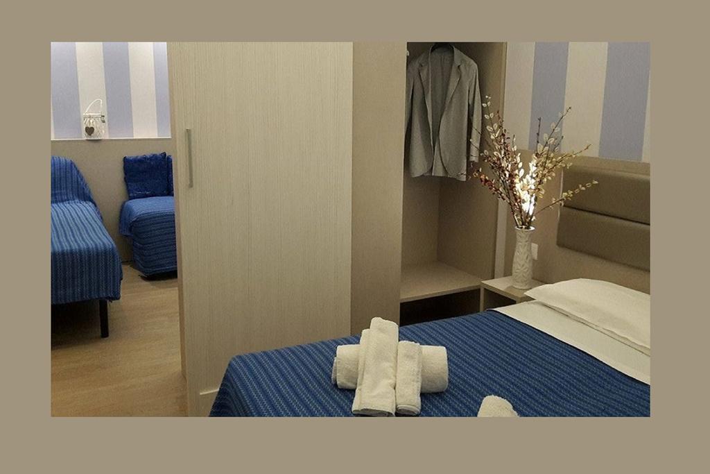 Hotel Arno Misano Adriatico Esterno foto